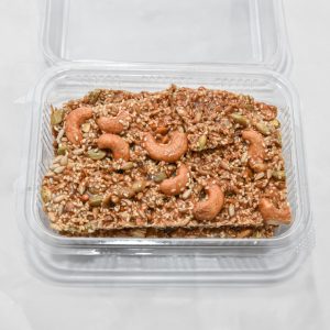 nut and seeds cluster